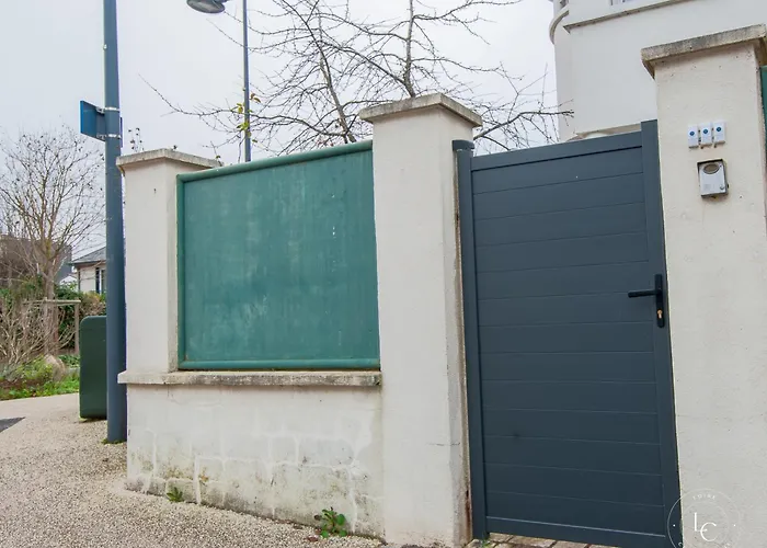 Lumineux T3 A Deux Pas Du Centre Et De La Loire - 70 M2